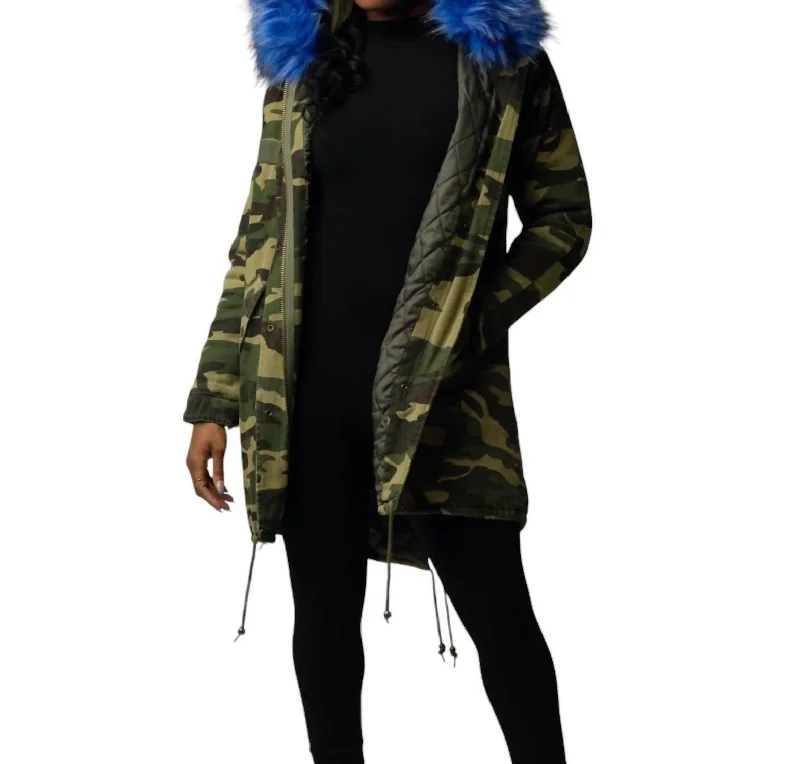 Hoodie Coat With Detachable Fur In Camouflage