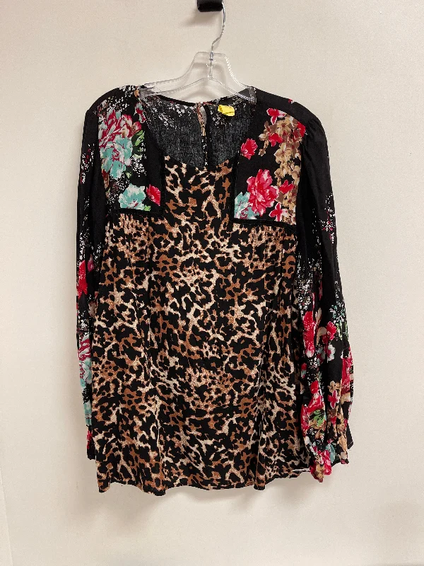 Top Long Sleeve By Suzanne Betro In Black, Size: L