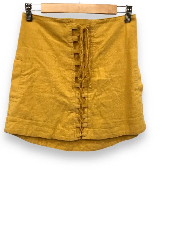 Skirt Mini & Short By Free People In Yellow, Size: Xs