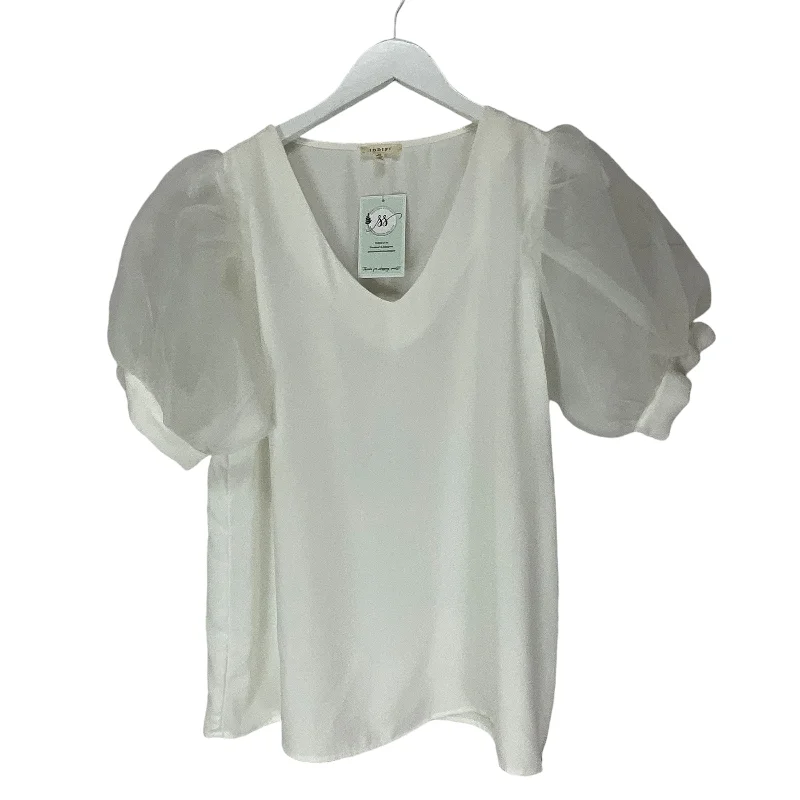 Top Short Sleeve By Jodifl In White, Size: M