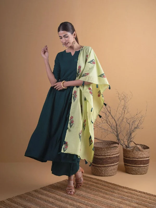 Green Solid Rayon Anarkali Kurta With Palazzos & Stole