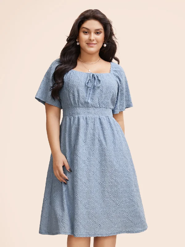 Textured Bowknot Ruffle Sleeve Dress